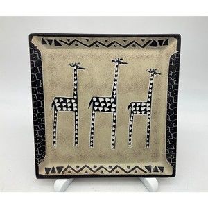 Vintage Giraffes Soapstone Plate Handcarved Kenya Tan Black 8”